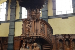 Dom Namur