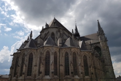 Mons